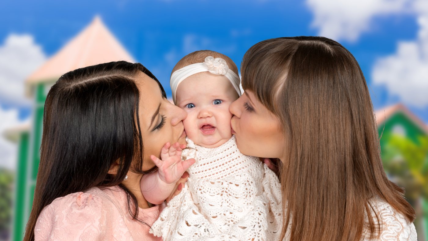 Familias LGBTQ+ y reproducción asistida: cómo ha evolucionado la conversación global